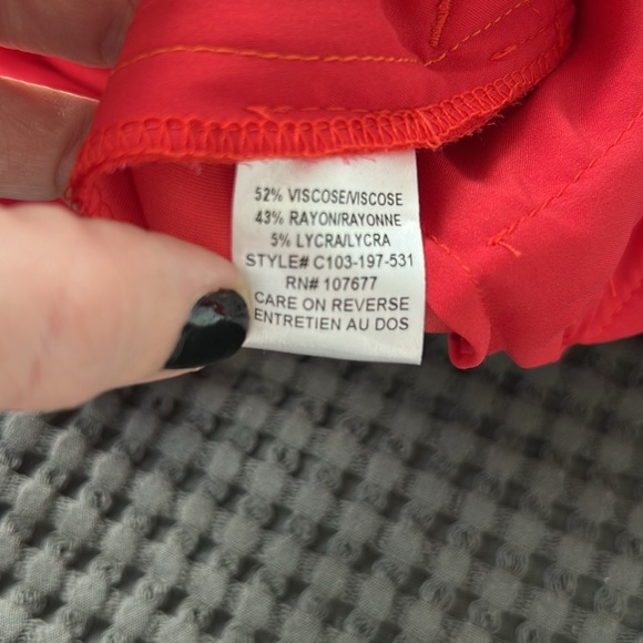 Alice and Olivia Coral pants size size 6 - Picture 7 of 8